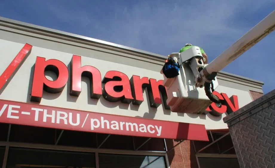 887dd40a66f243fa9219c5838ec750b1